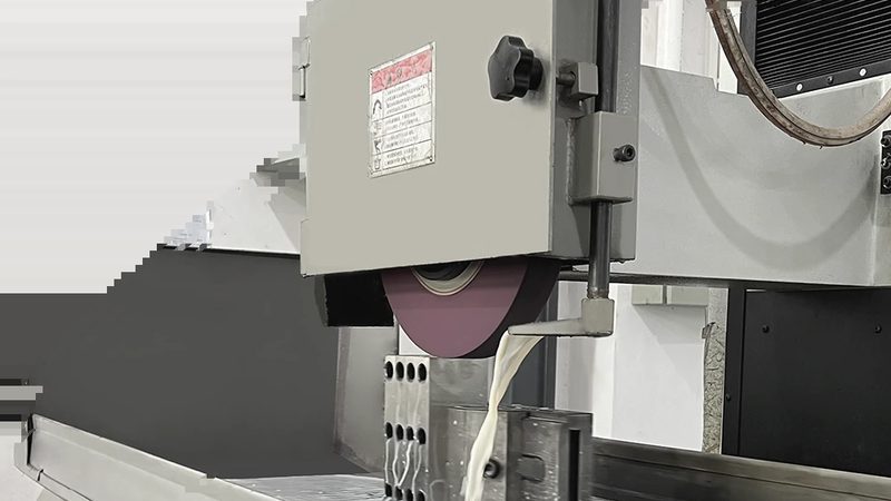 双色模具加工：揭秘其工艺与选型要点**